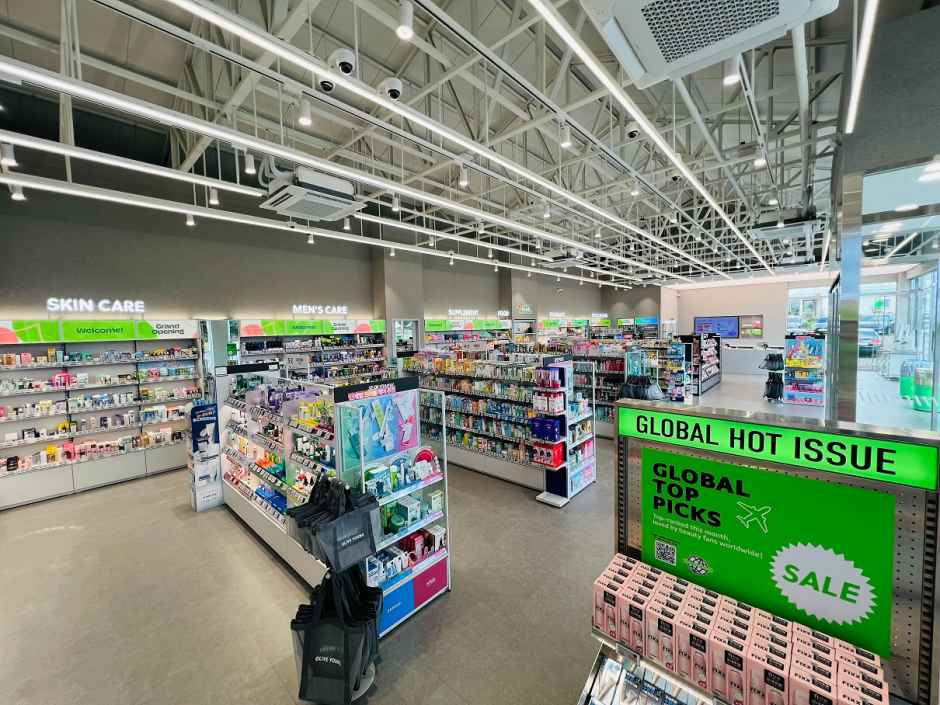 [事後免税店]Olive Young・ソグィポドングァン（西帰浦東広）店(올리브영 서귀포동광점)