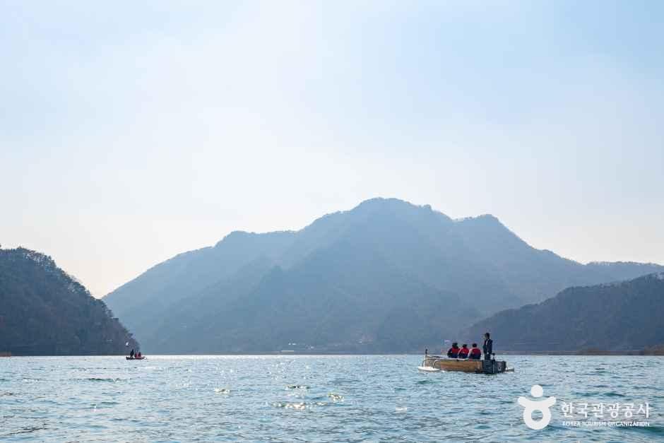 강원_춘천_킹카누 나루터_외부_3.jpg