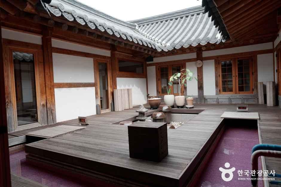 사명대사공원