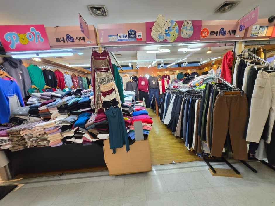 Pooh Renaissance店
