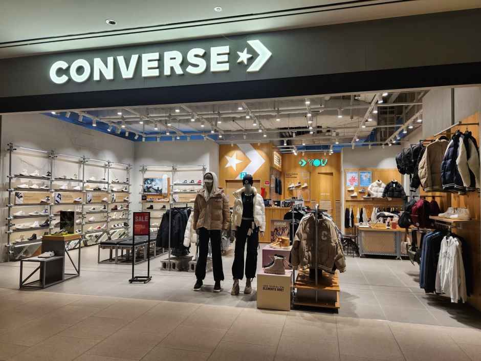 [事後免税店] CONVERSE（コンバース）・スターフィールドスウォン（水原）店(컨버스 스타필드 수원점)