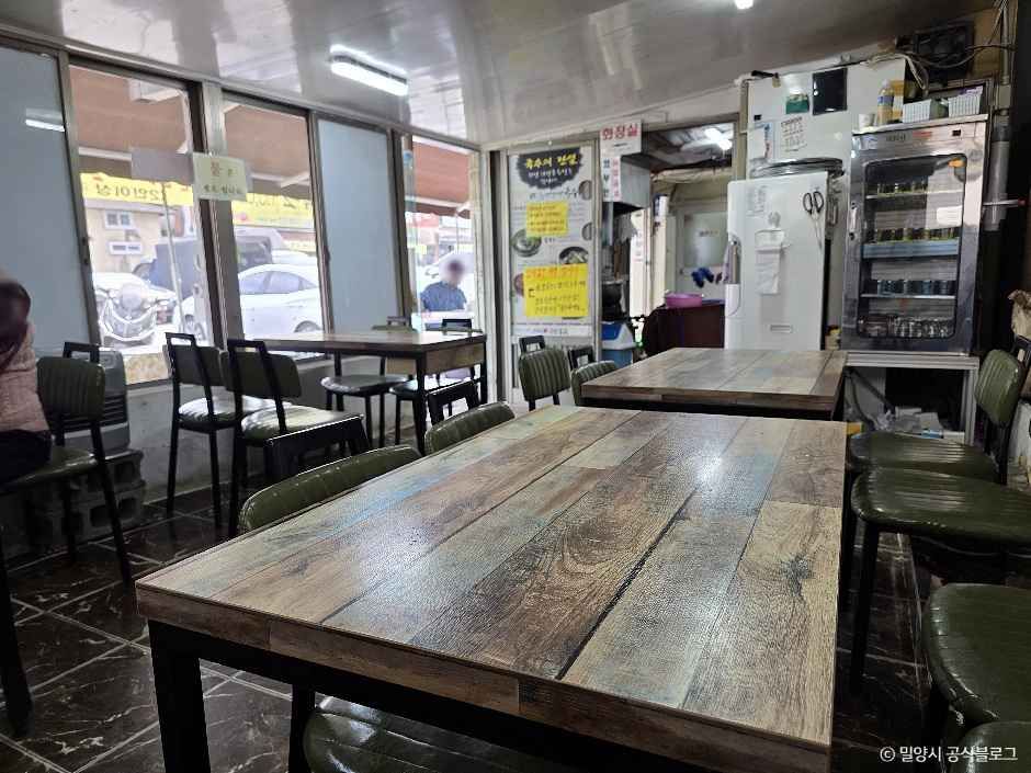 밀양_소문난수산국수 (6).jpg