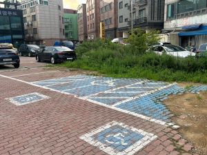 더스크커피랩_장애인주차장 미리보기