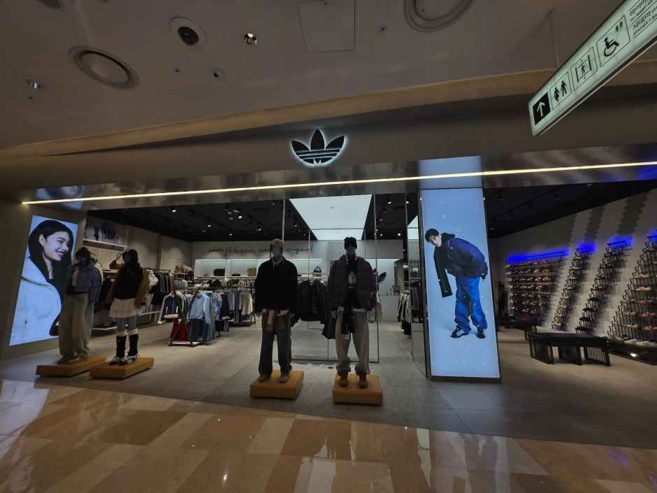 아디다스 오리지널스 롯데월드몰점