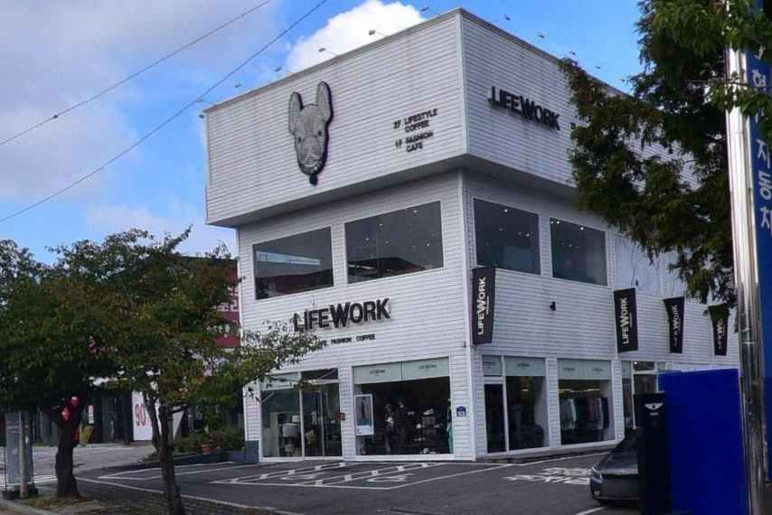 [事後免税店]LIFEWORK（ライフワーク）メガストア・イルサン（一山）店(라이프워크 메가스토어 일산점)