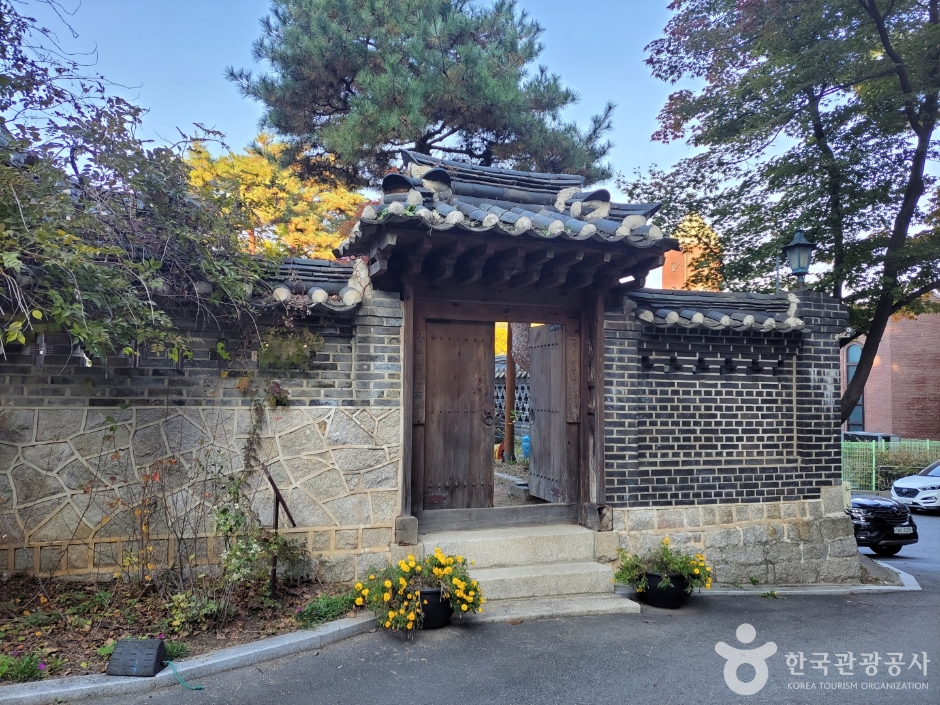 Lee Jong-seok Villa