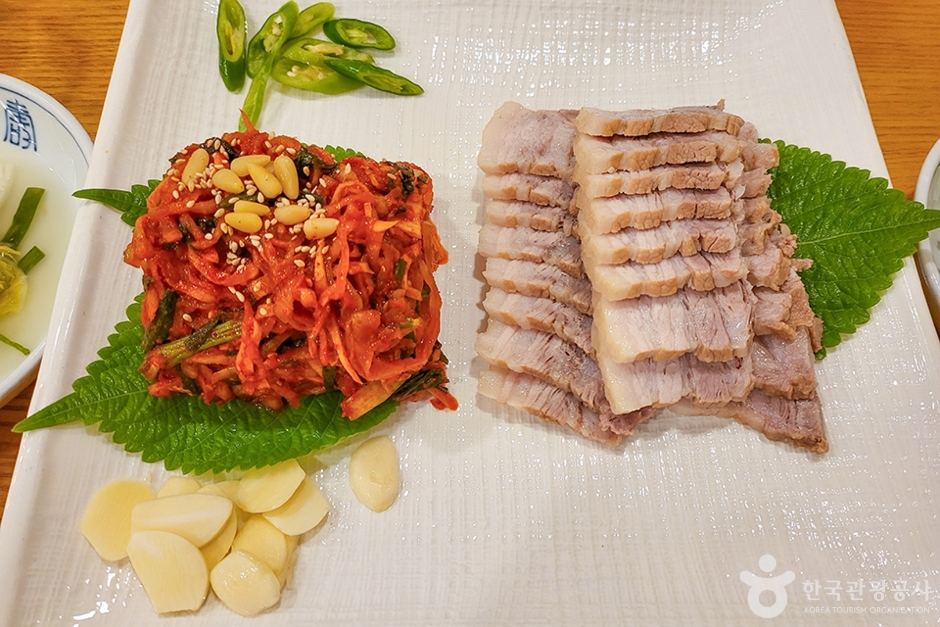湖面亭