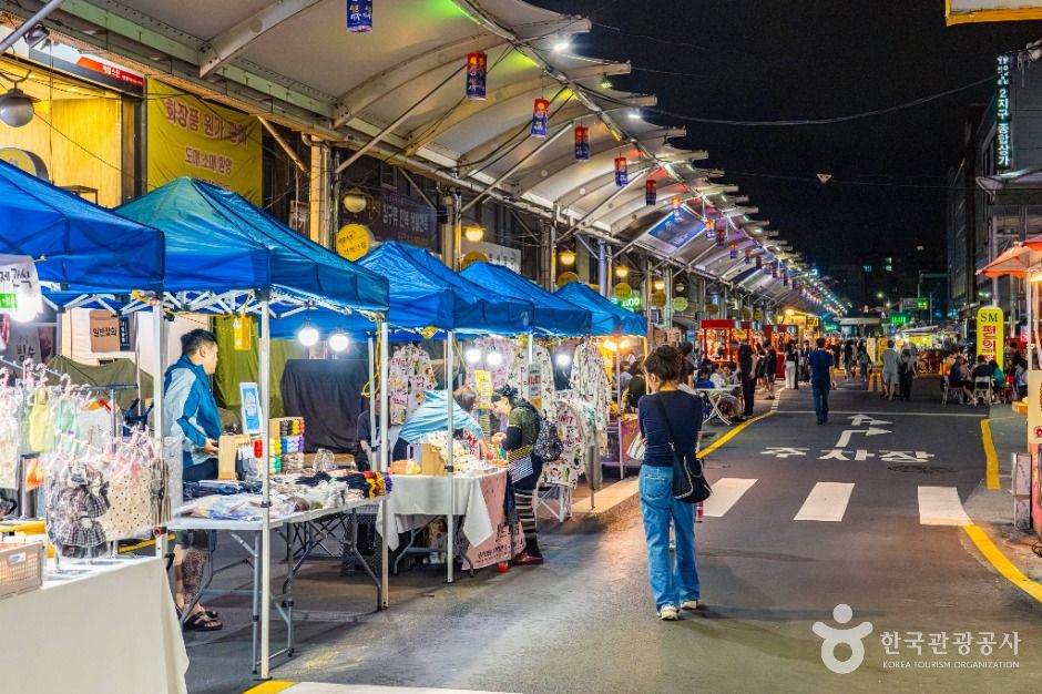 Seomun Night Market