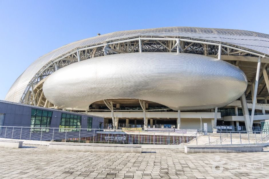 龍仁ミルスタジアム(龍仁市民体育公園)