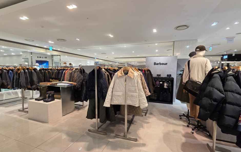 Barbour 现代百货 KINTEX店