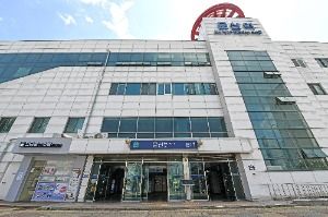 文山駅（문산역）