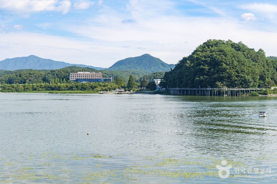 衣岩湖