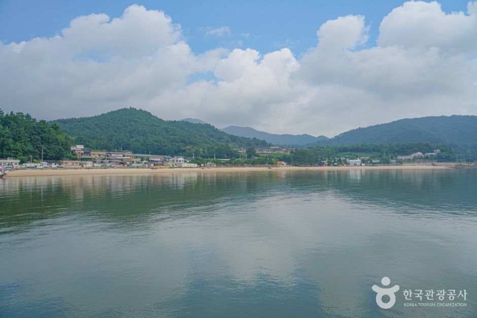Sumun Beach