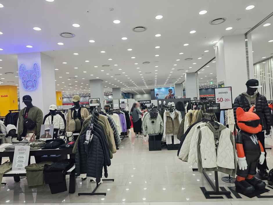 라이프워크 모다아울렛 인천점