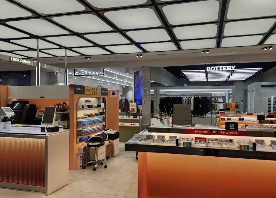 [事後免税店] Look Optical（ルックオプティカル）・現代百貨店パンギョ（板橋 店(룩옵티컬 현대백화점 판교점)