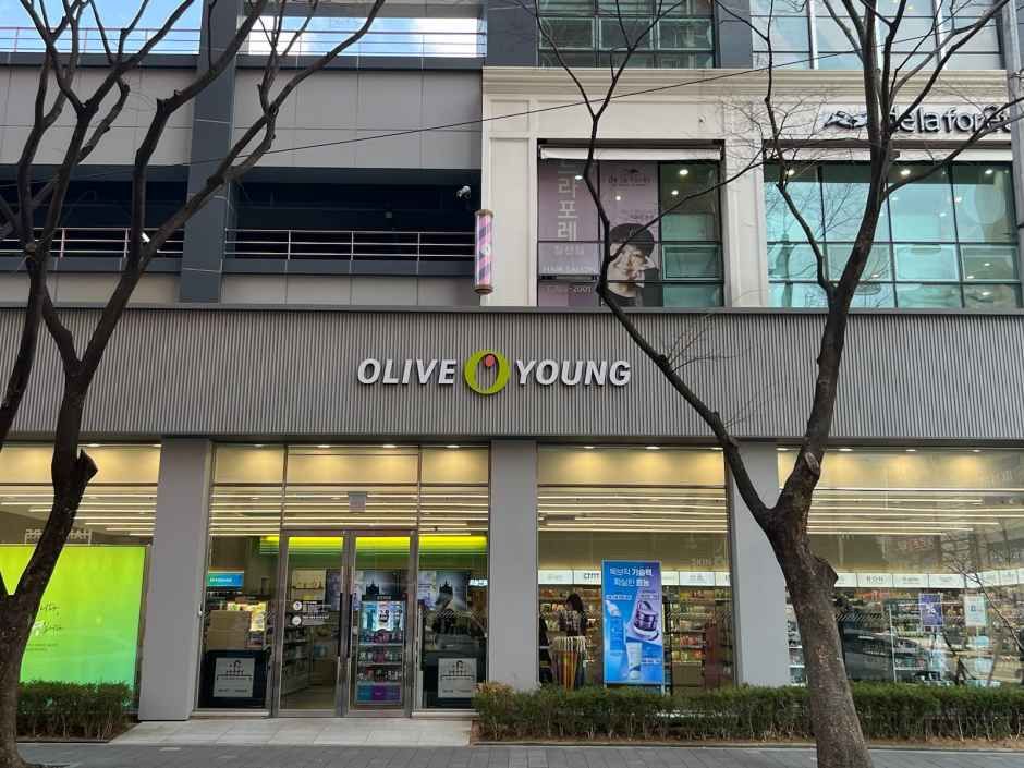 [事後免税店] Olive Young・プサンジャンサン駅店