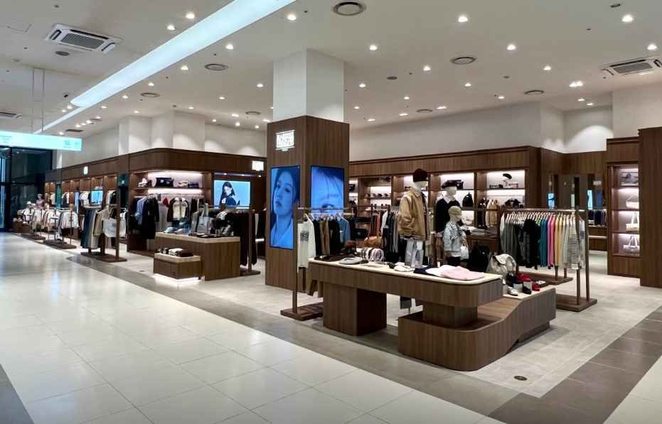 [事後免税店] MARITHÉ FRANÇOIS GIRBAUD（マリテフランソワジルボー）・ロッテプレミアムアウトレットパジュ（坡州）店(마리떼프랑소와저버 롯데프리미엄아울렛 파주점)