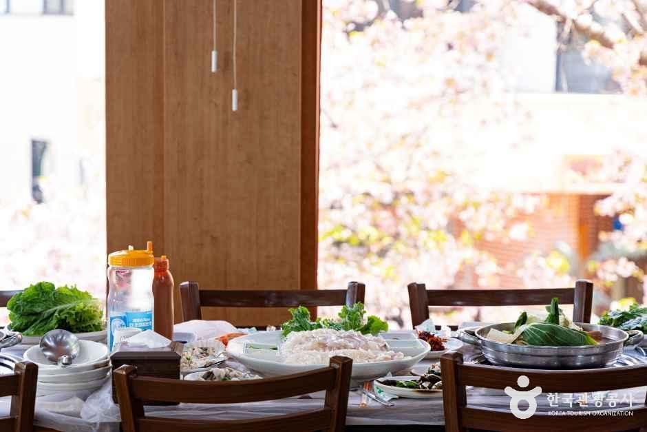 월미도회집