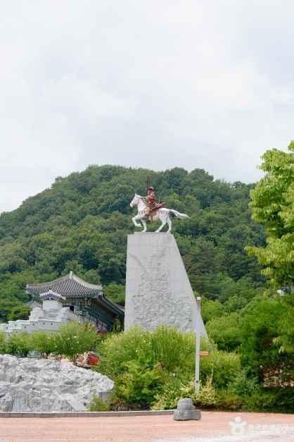 정암루(솥바위)