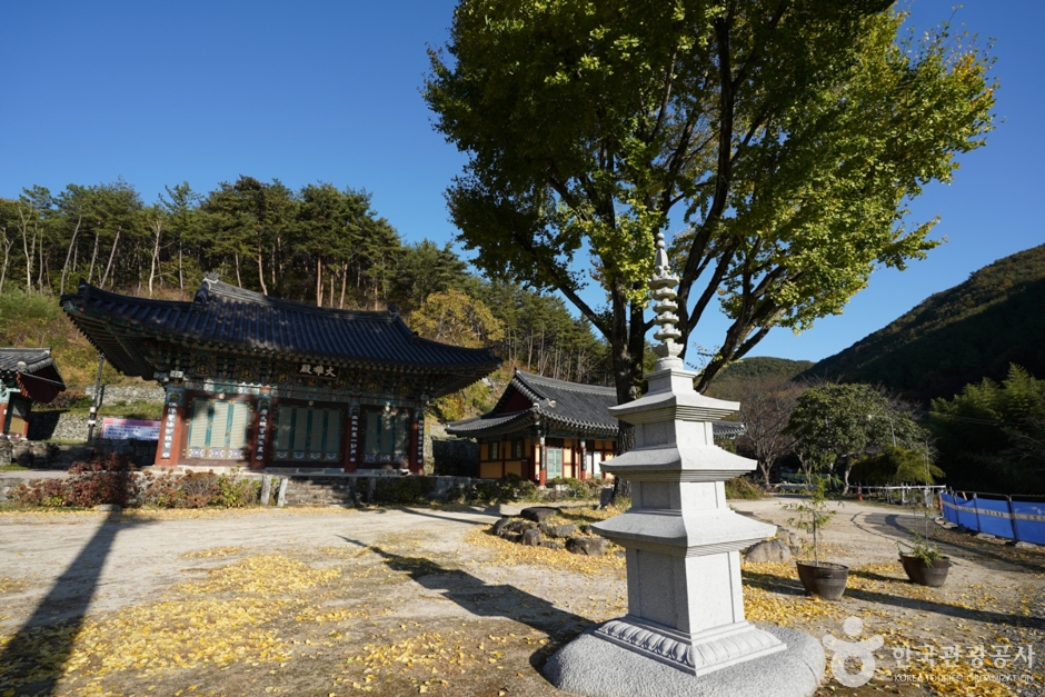 Eungseoksa Temple (Jinju)