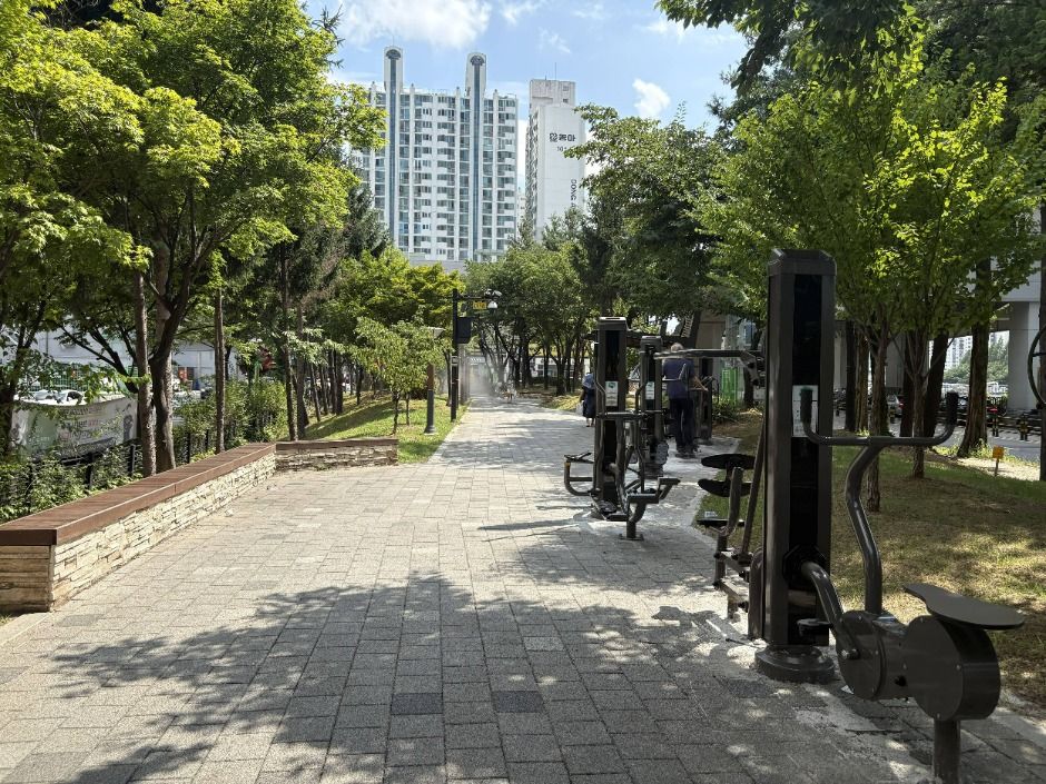 長岩発谷近隣公園