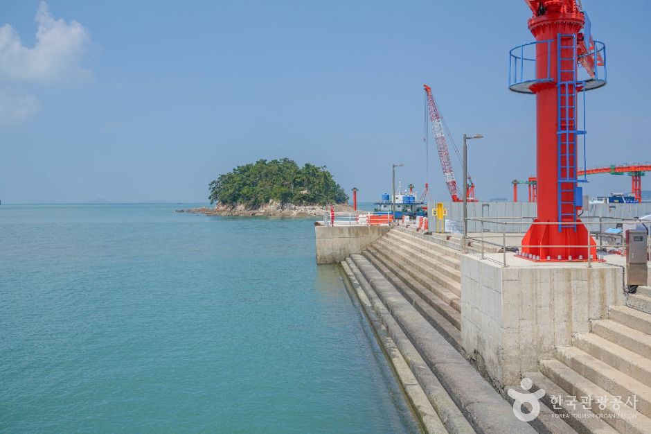 Hyanghwado Pier