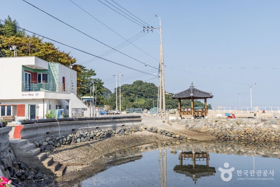 Yeondaedo Island