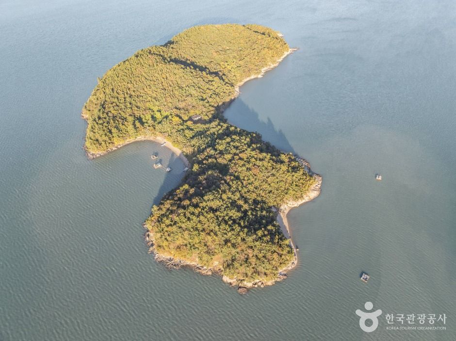 Midukdo Island