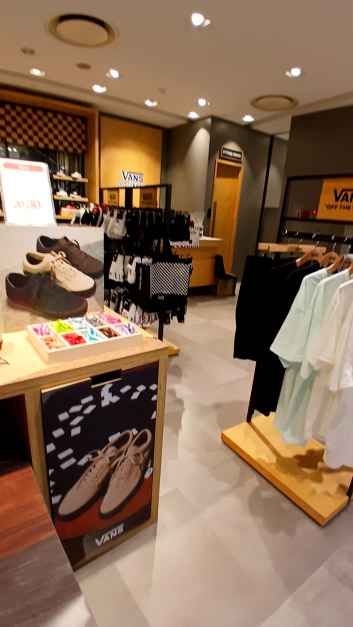 반스 롯데백화점 건대스타시티점