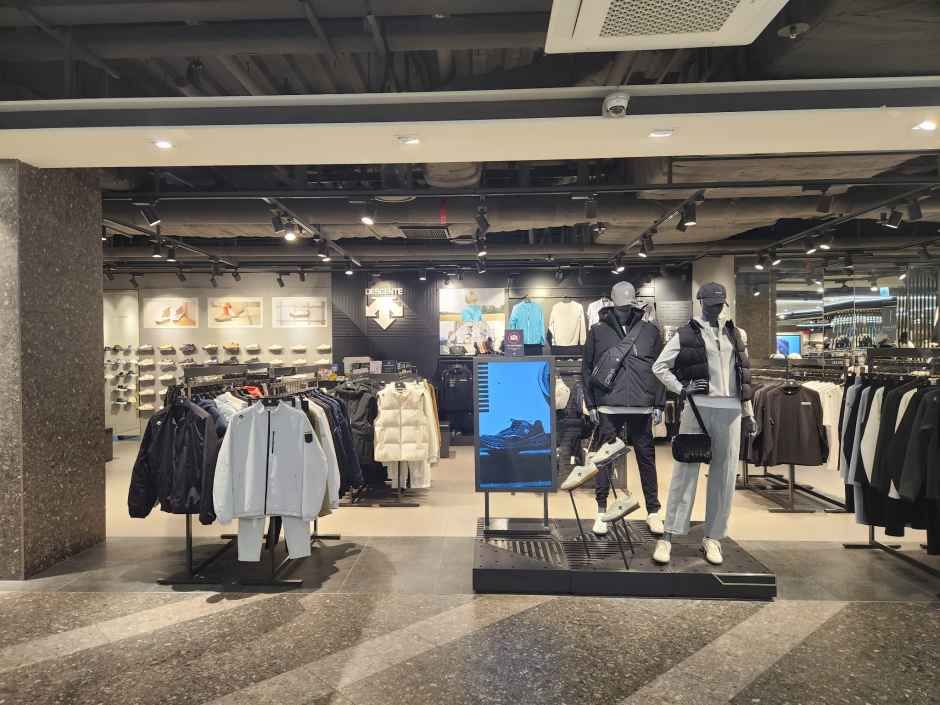 Descente NC 新九老店
