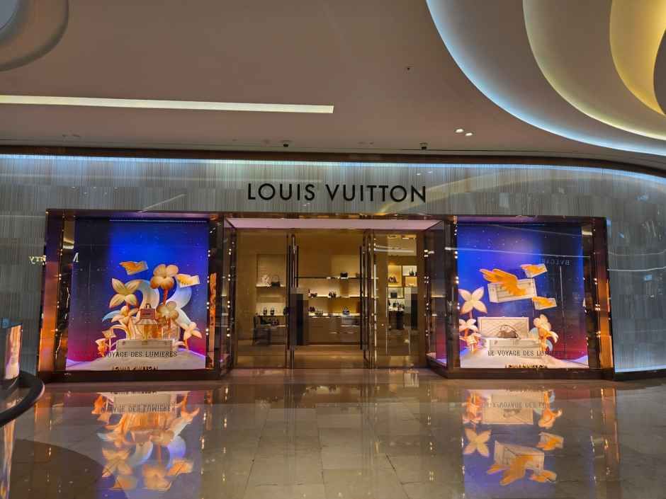 Louis Vuitton Starfield 河南店