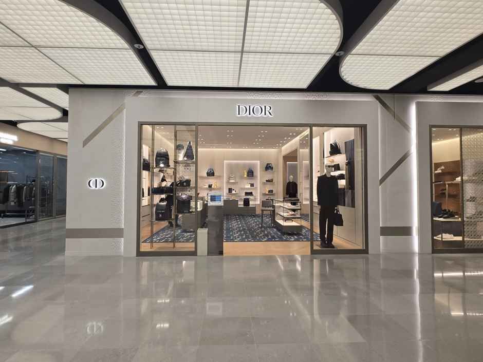 [事後免税店] ディオール メン・現代百貨店パンギョ（板橋 店(디올남성 현대백화점 판교점)