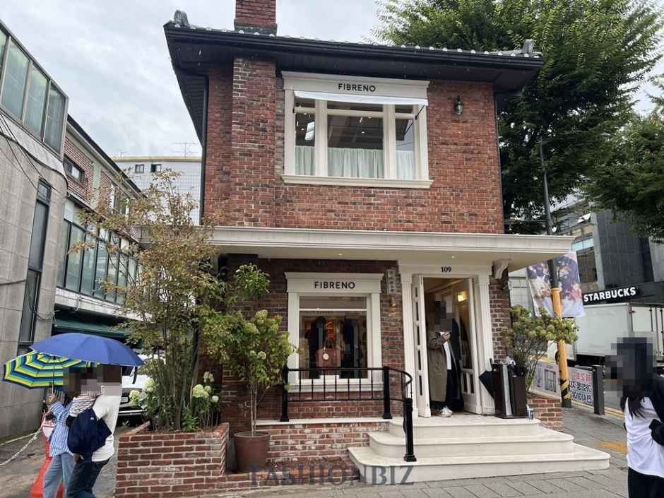 [事後免税店]FIBRENO（フィブレノ）・アングク（安国）フラッグシップストア(피브레노 안국 플래그십 스토어)