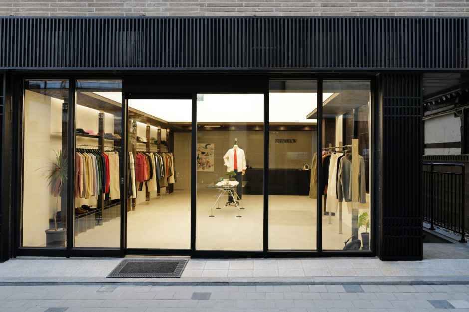 [事後免税店]RISE&BELOW(라이즈앤빌로우)