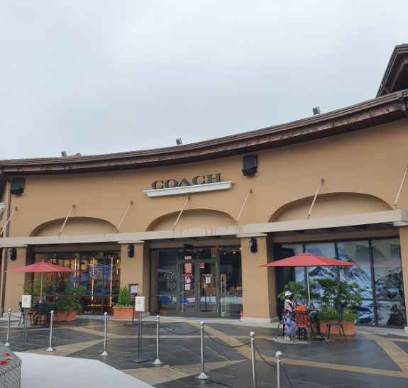 [事後免稅店] COACH 新世界Simon精品折扣購物中心釜山店(코치 신세계사이먼프리미엄아울렛 부산점)