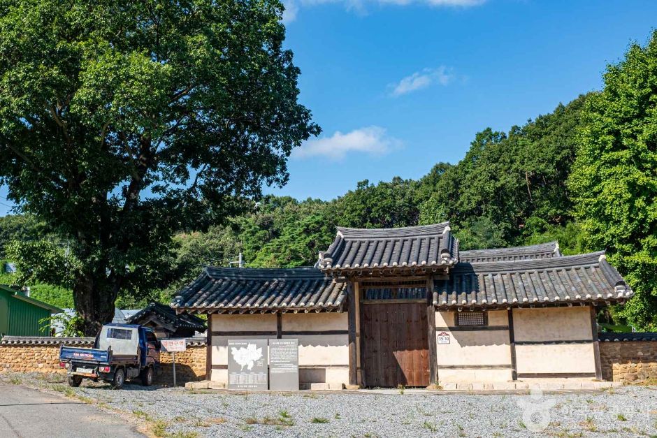泗陽書堂 講堂