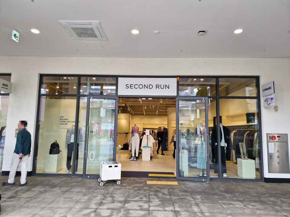 Second Run 现代高级奥特莱斯金浦店