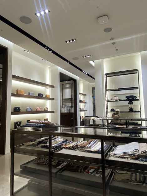 [事後免税店] BURBERRY（バーバリー）・ロッテ百貨店チャムシル（蚕室）店(버버리 롯데백화점 잠실점)