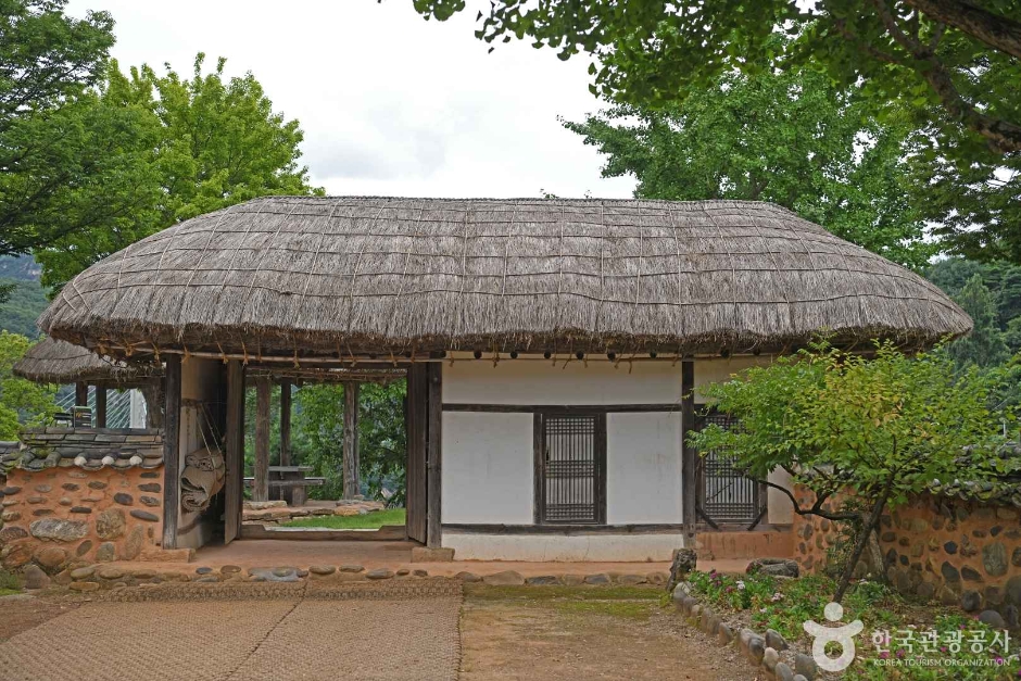清风 黄石里 古宅