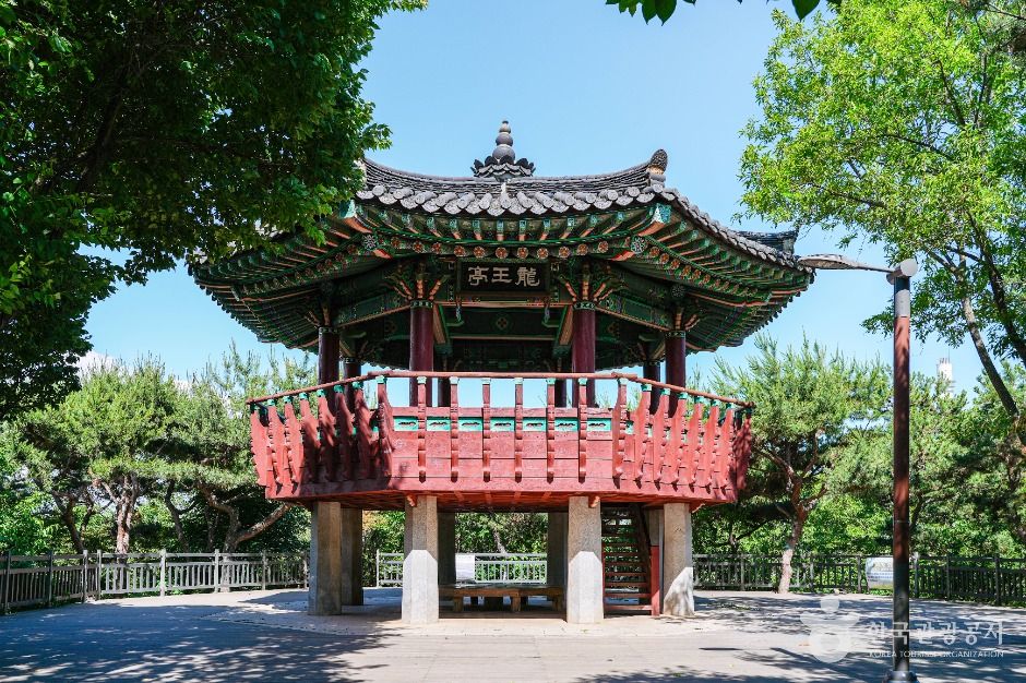 Yongwangjeong Pavilion