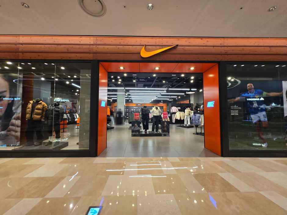 나이키 롯데월드몰점