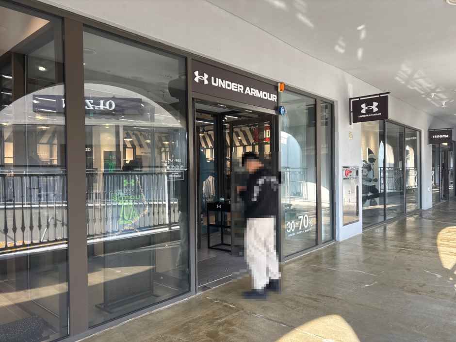 安德玛 Factory House 乐天高级奥特莱斯 东釜山店