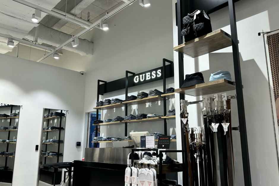 게스&게스언더웨어 신세계사이먼프리미엄아울렛 부산점