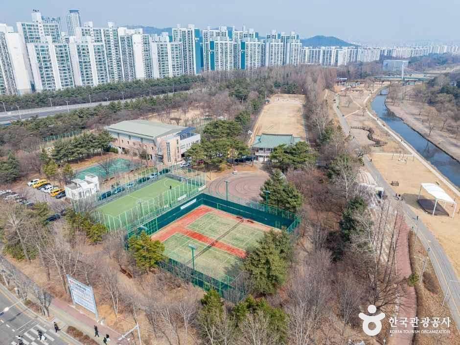 延寿体育公園