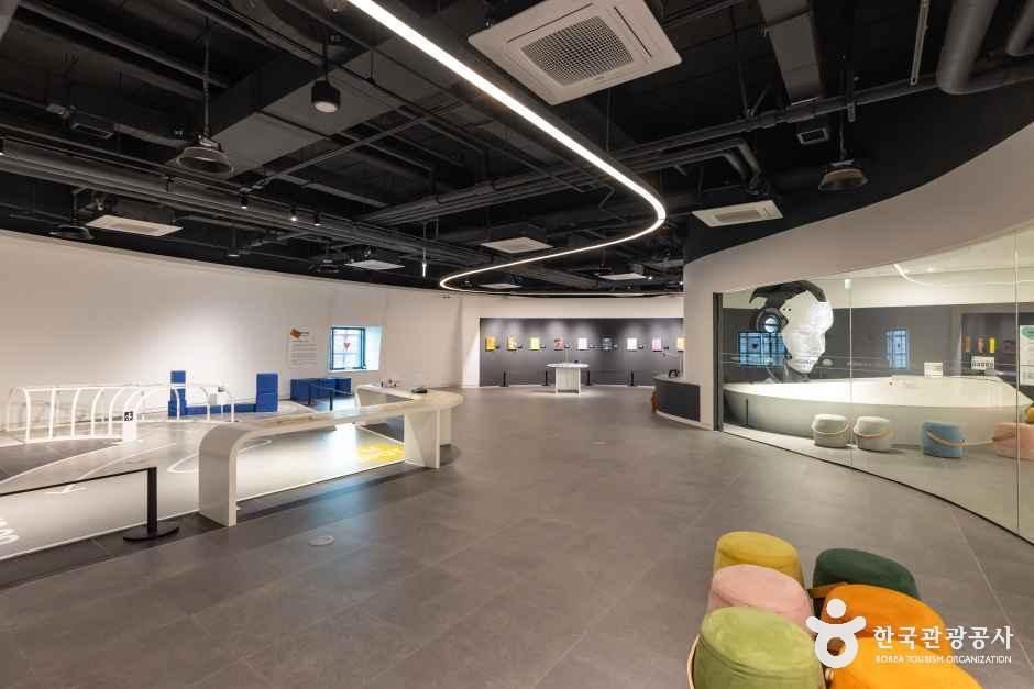 서울_서울로봇인공지능과학관 (19).jpg