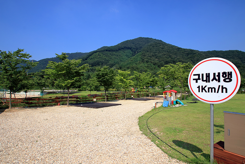 连山黄山原汽车露营地