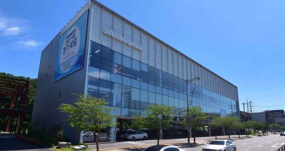 Samsung Store Jinjeop[Tax Refund Shop](삼성스토어 진접)