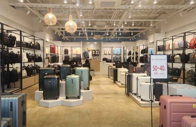 Samsonite - Lotte Premium Outlets Giheung Branch [Tax Refund Shop] (쌤소나이트 롯데프리미엄아울렛 기흥점)