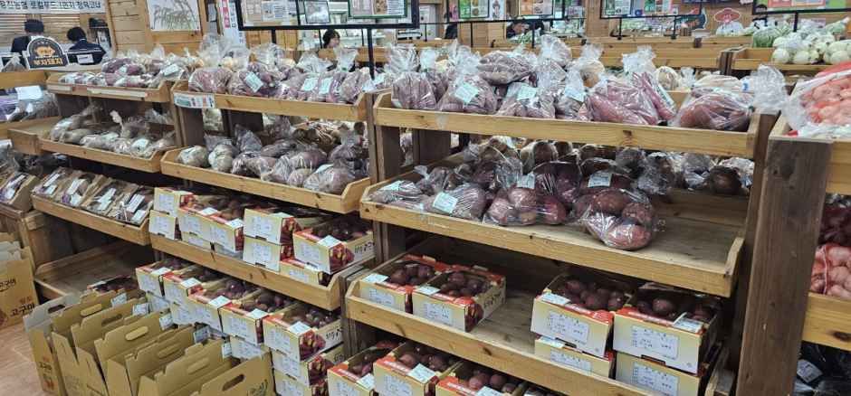 완주_용진농협 로컬푸드직매장 (1).jpg