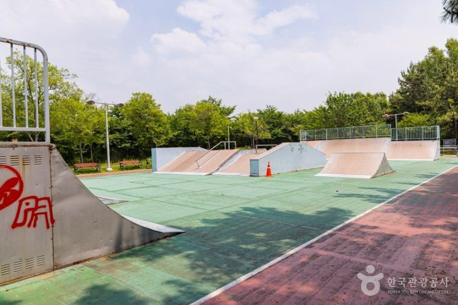 새아침공원